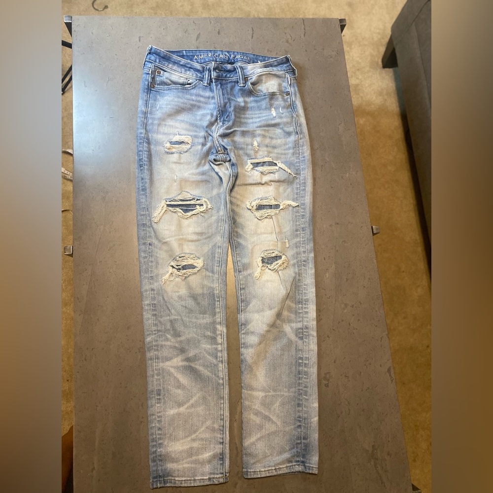 American Eagle Outfitters Men's Light Blue Ripped Slim Jeans